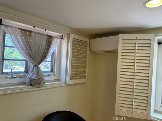 10338 Eastborne, Los Angeles, CA 90024