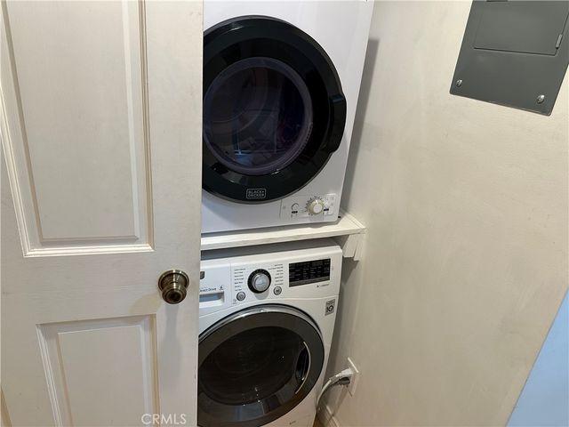 10338 Eastborne, Los Angeles, CA 90024