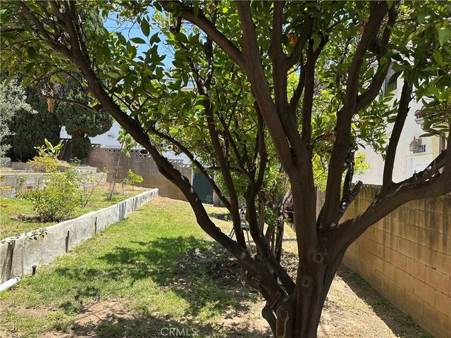 10338 Eastborne, Los Angeles, CA 90024