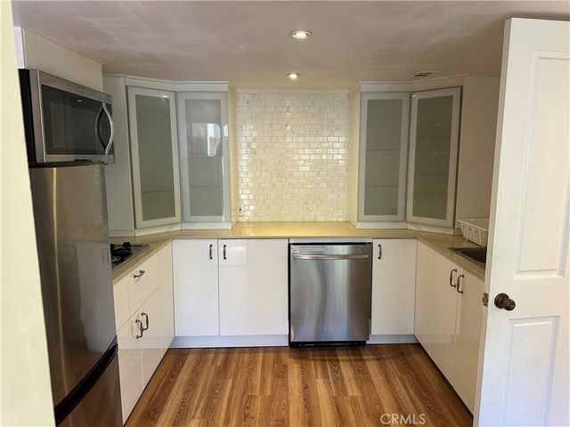 10338 Eastborne, Los Angeles, CA 90024
