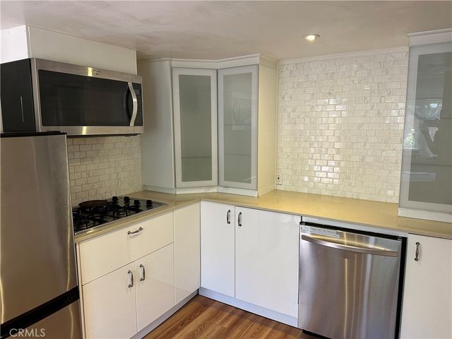 10338 Eastborne, Los Angeles, CA 90024