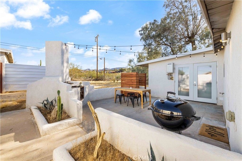 Image 21 of property listing at 61879 Valley View Circle, Joshua Tree, CA 92252