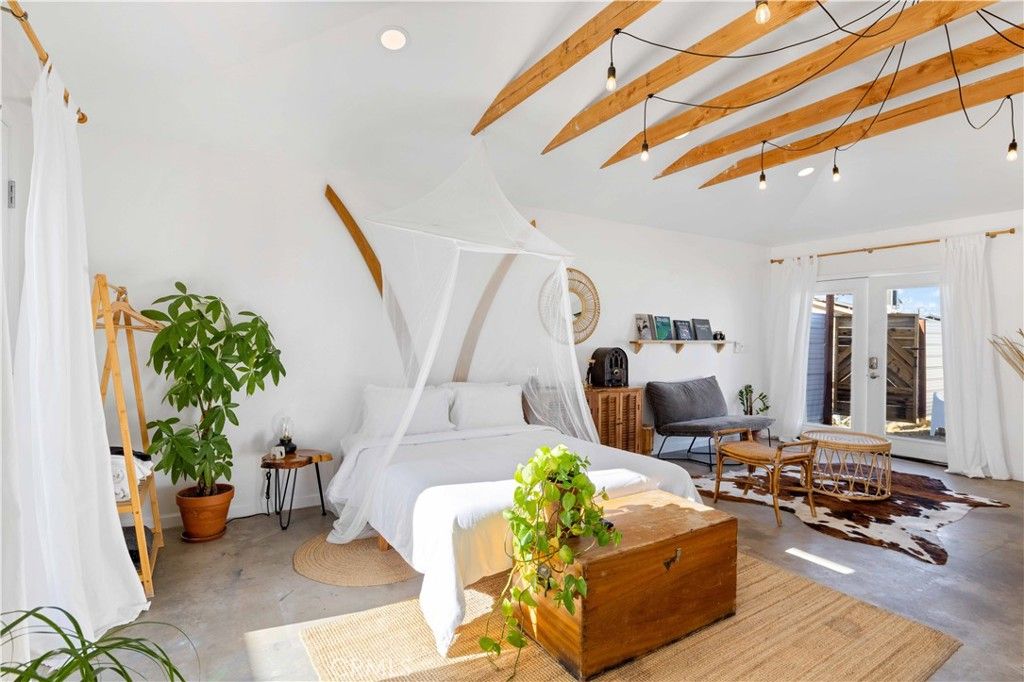 Image 26 of property listing at 61879 Valley View Circle, Joshua Tree, CA 92252