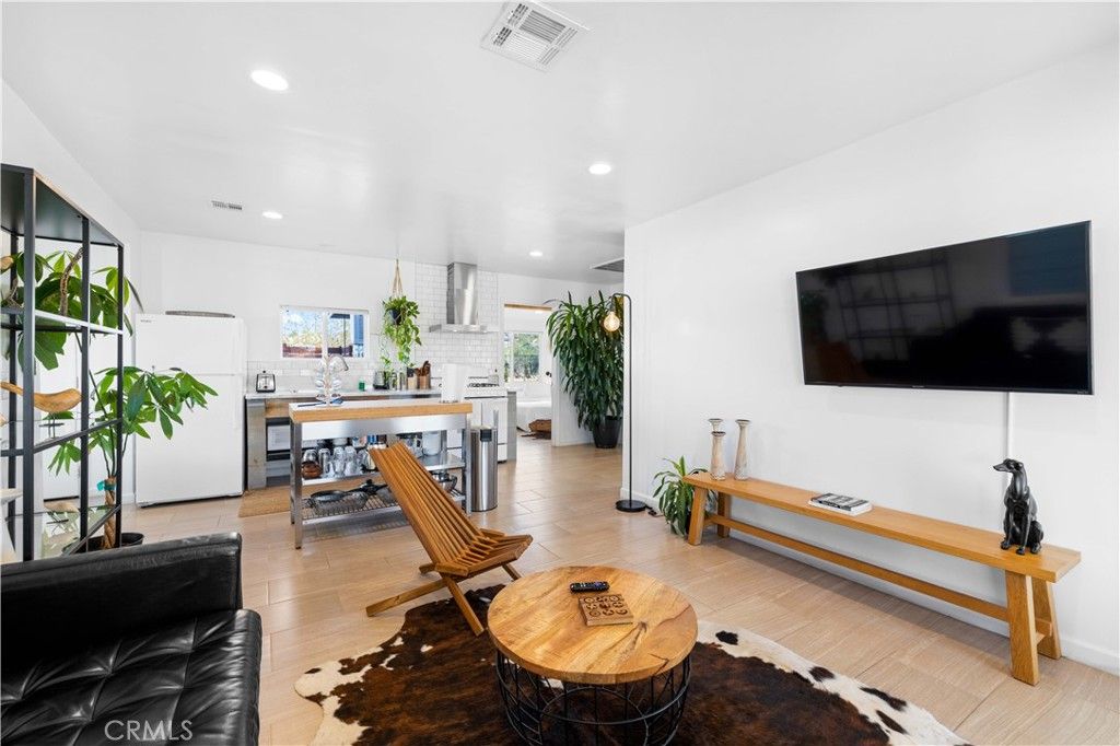 Image 3 of property listing at 61879 Valley View Circle, Joshua Tree, CA 92252