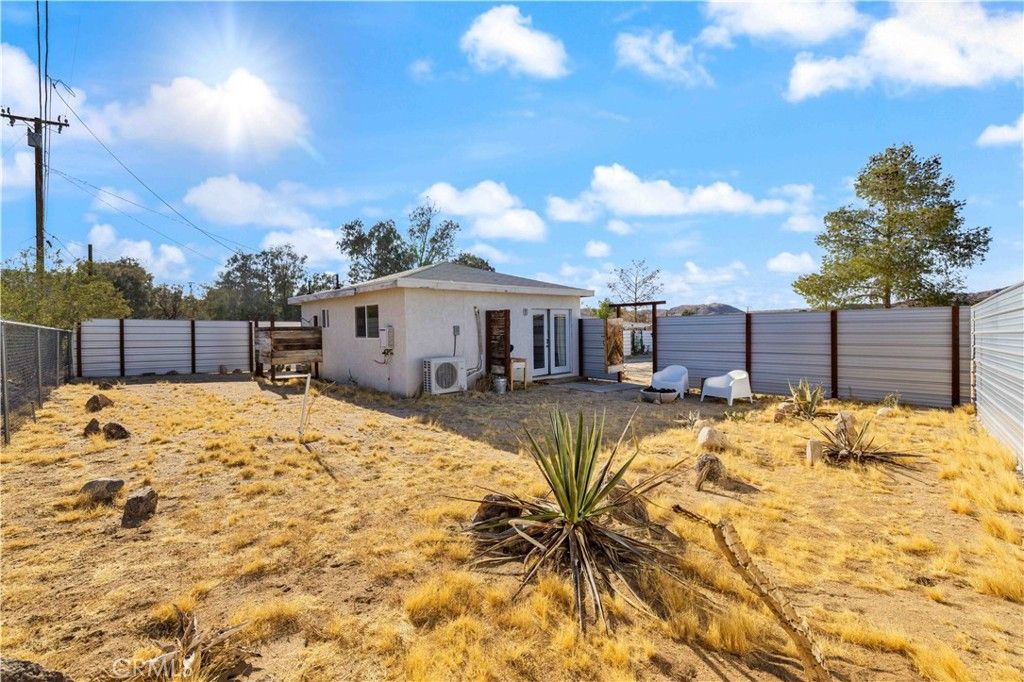 Image 31 of property listing at 61879 Valley View Circle, Joshua Tree, CA 92252