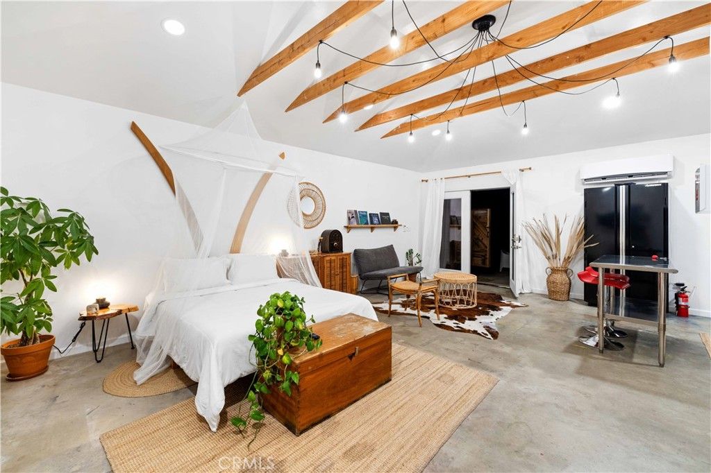Image 50 of property listing at 61879 Valley View Circle, Joshua Tree, CA 92252