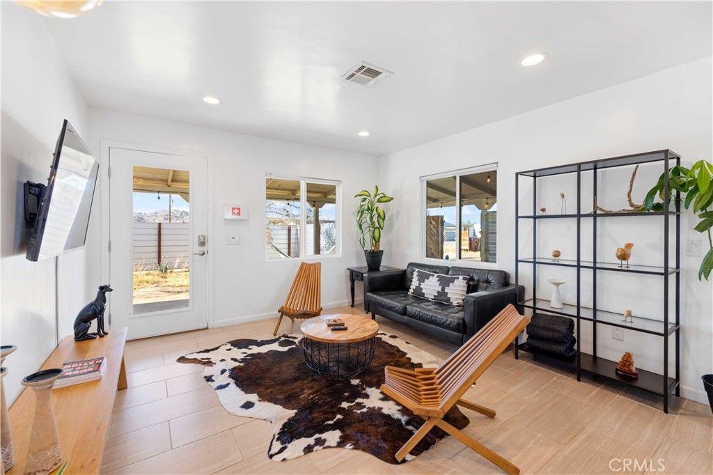 Image 9 of property listing at 61879 Valley View Circle, Joshua Tree, CA 92252