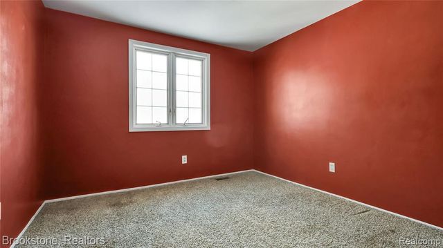 18046 Gaylord Court, Clinton Township, MI 48035