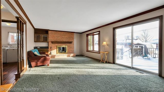 18046 Gaylord Court, Clinton Township, MI 48035