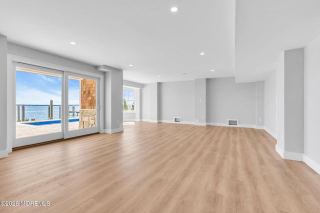 153 Pershing Boulevard, Lavallette, NJ 08735