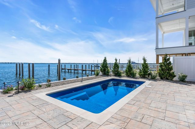 153 Pershing Boulevard, Lavallette, NJ 08735