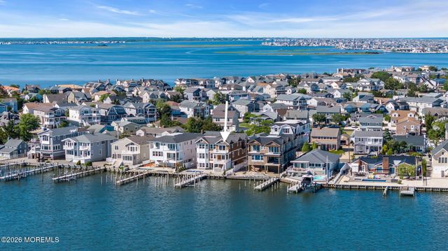 153 Pershing Boulevard, Lavallette, NJ 08735