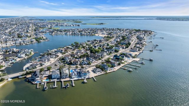 153 Pershing Boulevard, Lavallette, NJ 08735
