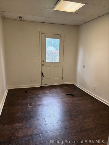 1611 King Street, New Albany, IN 47150