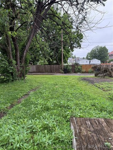 1611 King Street, New Albany, IN 47150