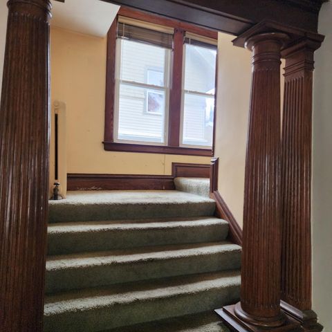 747 Prince Street SE, Grand Rapids, MI 49507