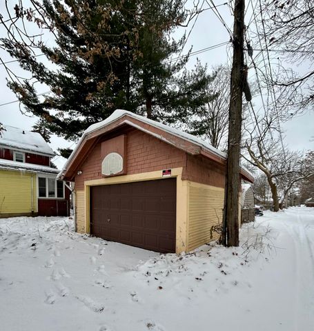 747 Prince Street SE, Grand Rapids, MI 49507