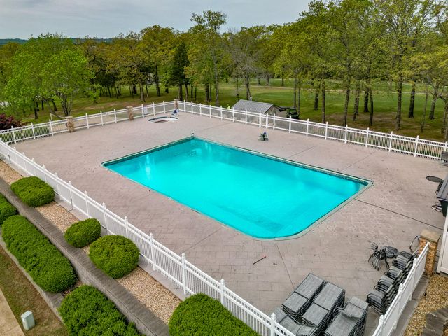 150 West Rockford Drive, 11, Branson, MO 65616