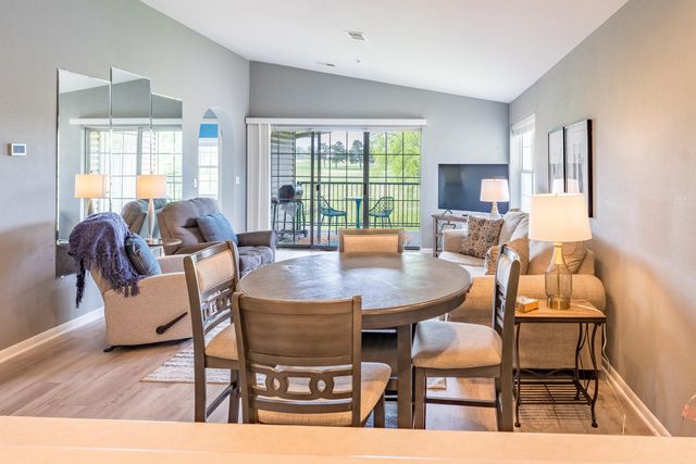 150 West Rockford Drive, 11, Branson, MO 65616