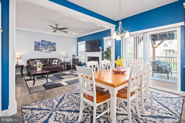 2133 BRIDGEPORT AVE, Pennsburg, PA 18073