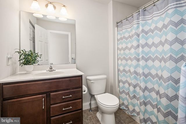 2133 BRIDGEPORT AVE, Pennsburg, PA 18073