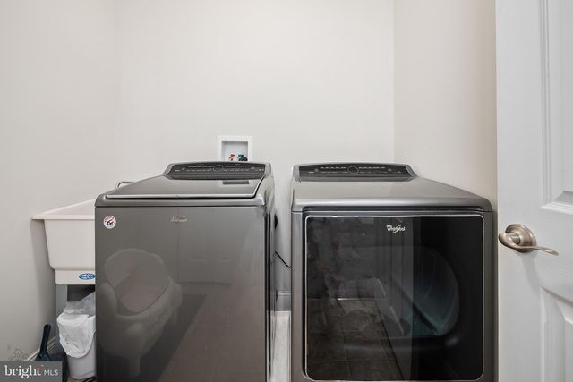 2133 BRIDGEPORT AVE, Pennsburg, PA 18073