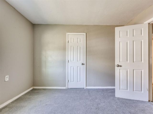 6009 NW 19th Street, Oklahoma City, OK 73127