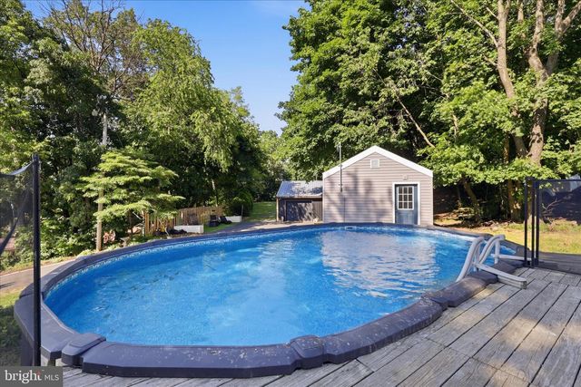 1756 NEWCOMER ROAD, Chambersburg, PA 17202