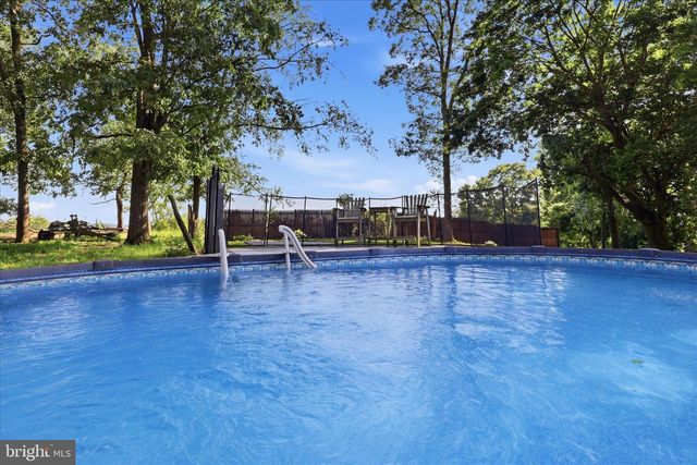 1756 NEWCOMER ROAD, Chambersburg, PA 17202