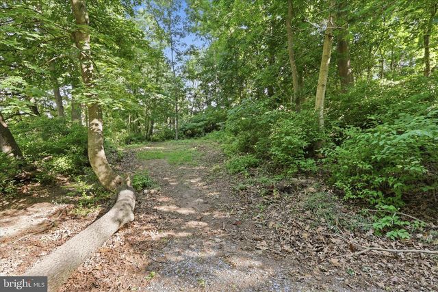 1756 NEWCOMER ROAD, Chambersburg, PA 17202