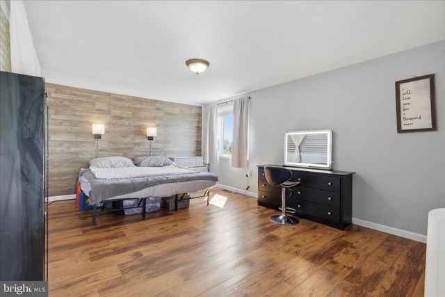 1756 NEWCOMER ROAD, Chambersburg, PA 17202