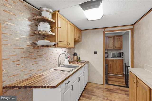 1756 NEWCOMER ROAD, Chambersburg, PA 17202