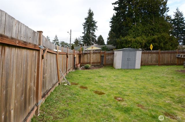 15326 Ashworth Place N, Shoreline, WA 98133