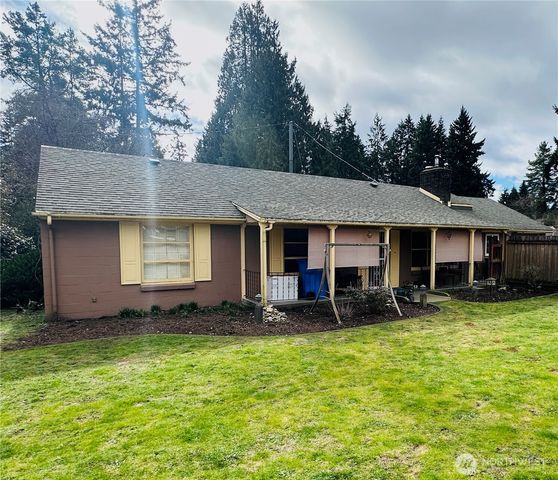 15326 Ashworth Place N, Shoreline, WA 98133
