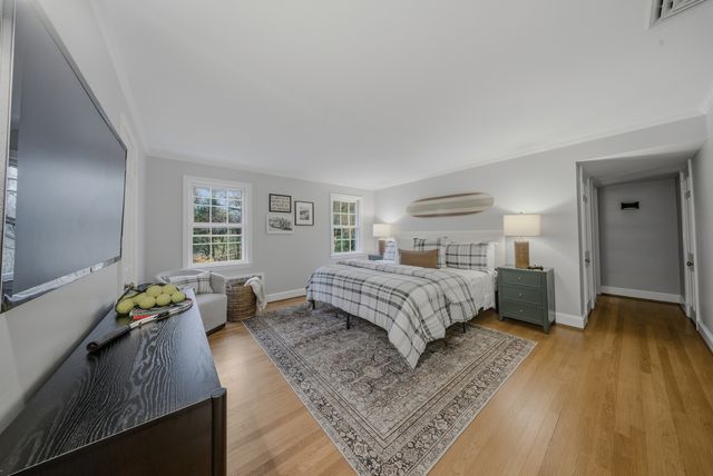 55 Sunny Reach Drive, West Hartford, CT 06117