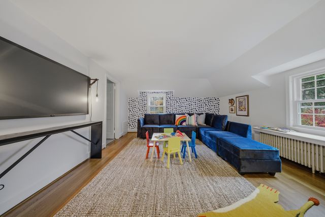 55 Sunny Reach Drive, West Hartford, CT 06117