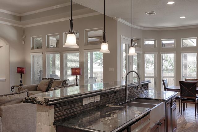 2403 Ellis Park Lane, Conroe, TX 77304