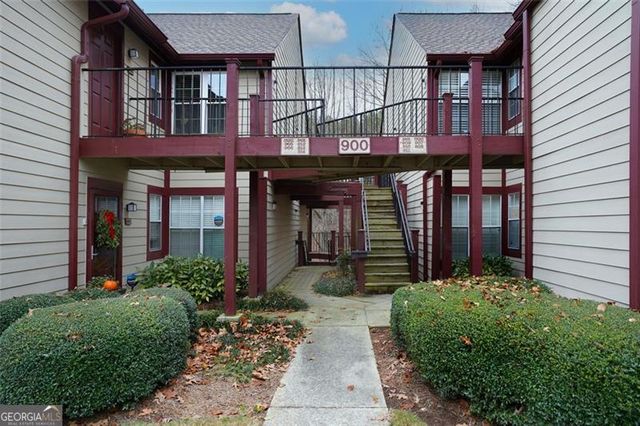 905 WENTWORTH, Alpharetta, GA 30022