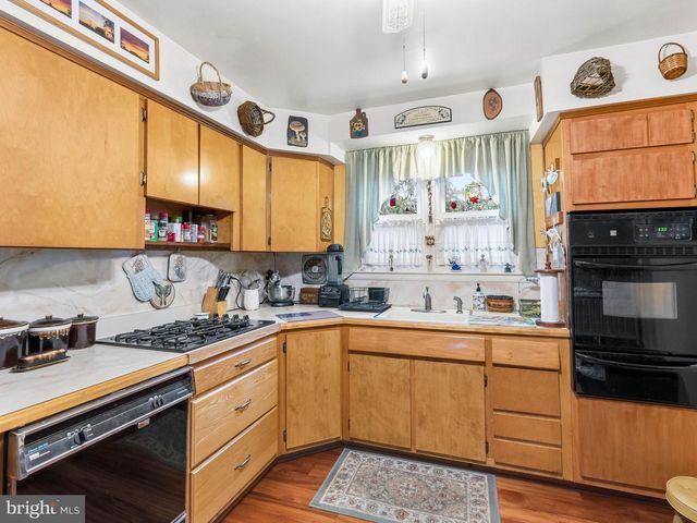 1913 BENTON AVE, Philadelphia, PA 19152