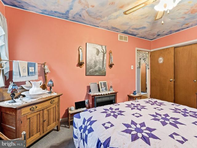 1913 BENTON AVE, Philadelphia, PA 19152