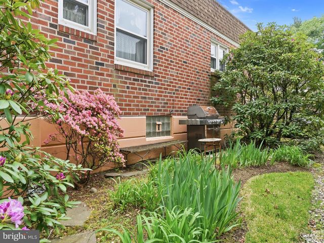 1913 BENTON AVE, Philadelphia, PA 19152
