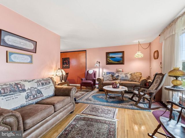 1913 BENTON AVE, Philadelphia, PA 19152