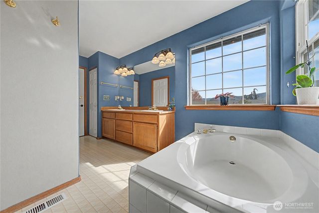 1929 Hideaway Place, Wenatchee, WA 98801