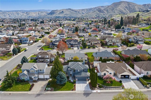 1929 Hideaway Place, Wenatchee, WA 98801