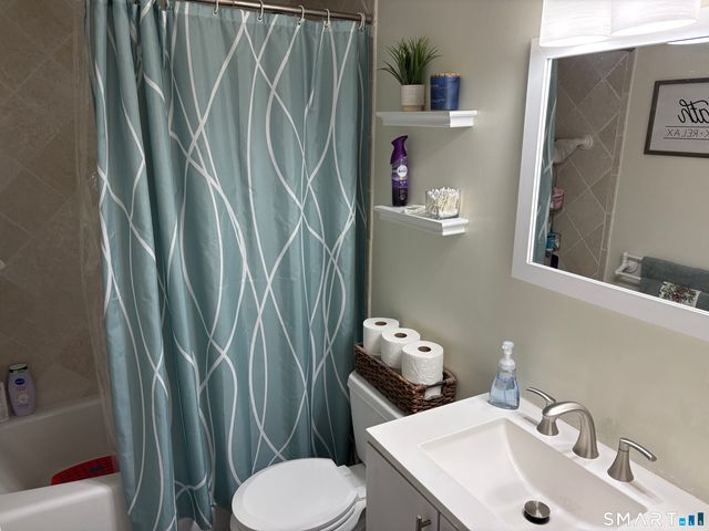 12 McDermott Street, Milford, CT 06460