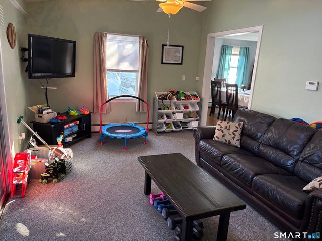 12 McDermott Street, Milford, CT 06460