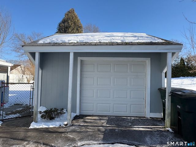 12 McDermott Street, Milford, CT 06460