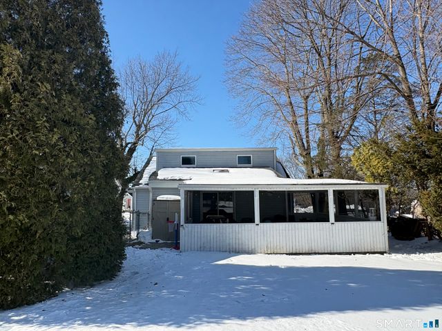 12 McDermott Street, Milford, CT 06460
