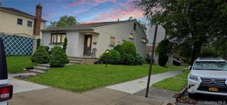 2104 157th Street, Whitestone, NY 11357