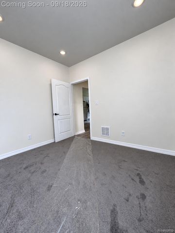 2977 Chalmers Street, Detroit, MI 48215